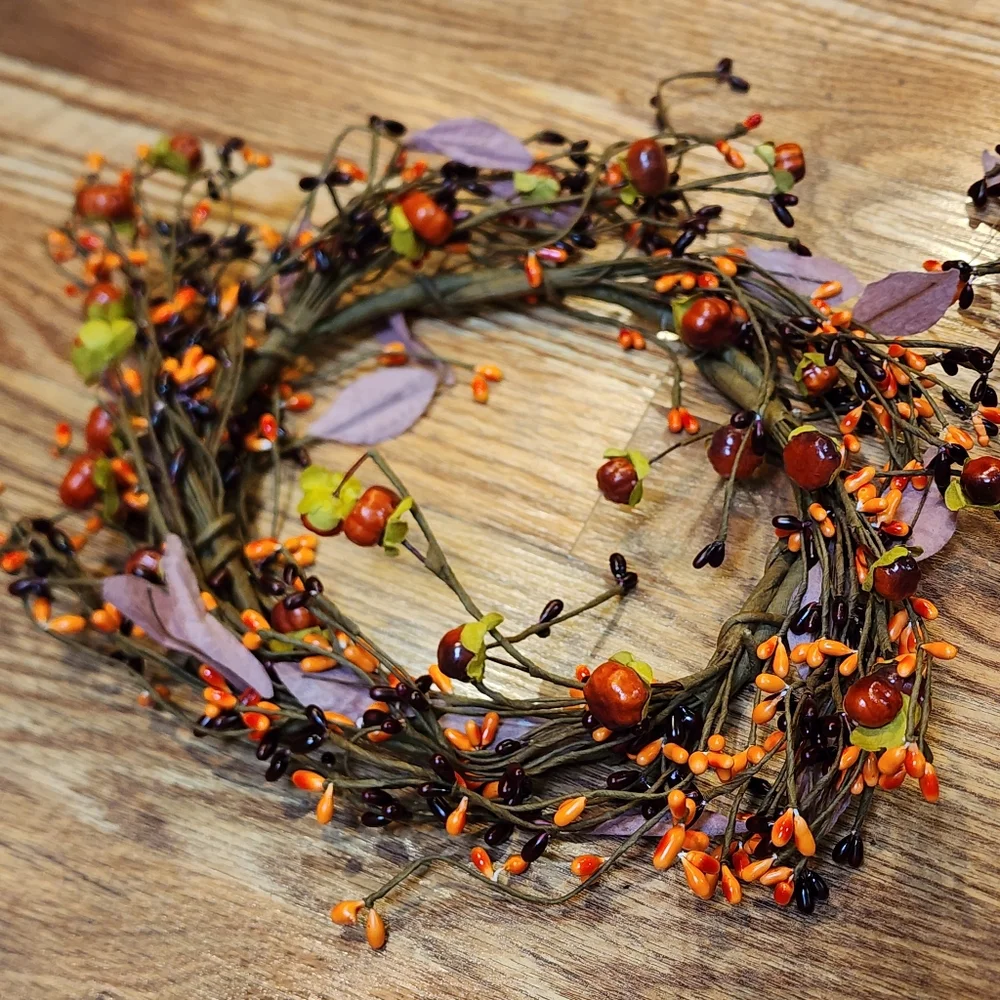 Autumn Wreath With Berries, Leaves and Tiny Pumpkins 10